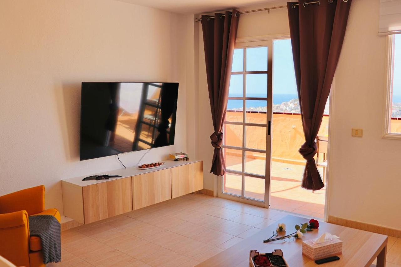 Sunset In The Heights Ocean View - Heated Pool Apartment Los Cristianos  Ngoại thất bức ảnh