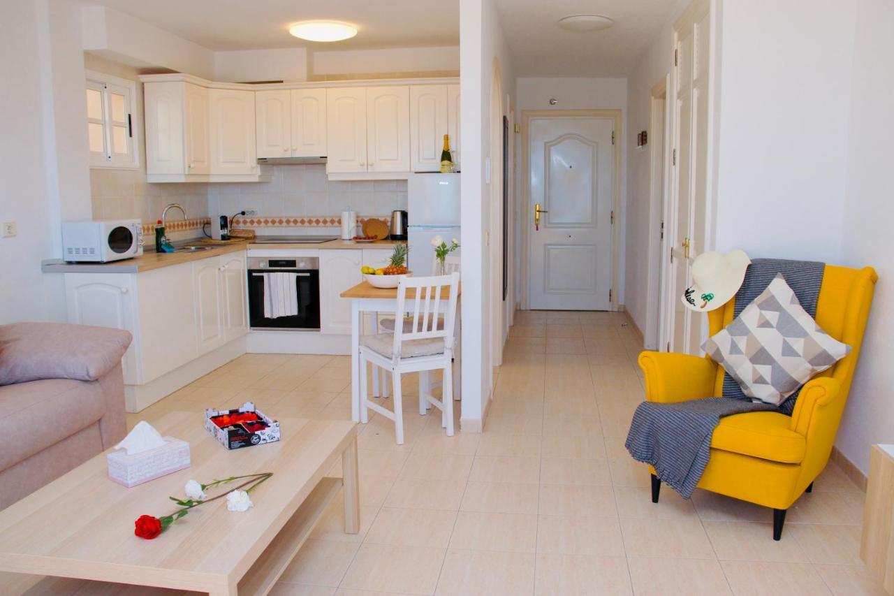 Sunset In The Heights Ocean View - Heated Pool Apartment Los Cristianos  Ngoại thất bức ảnh